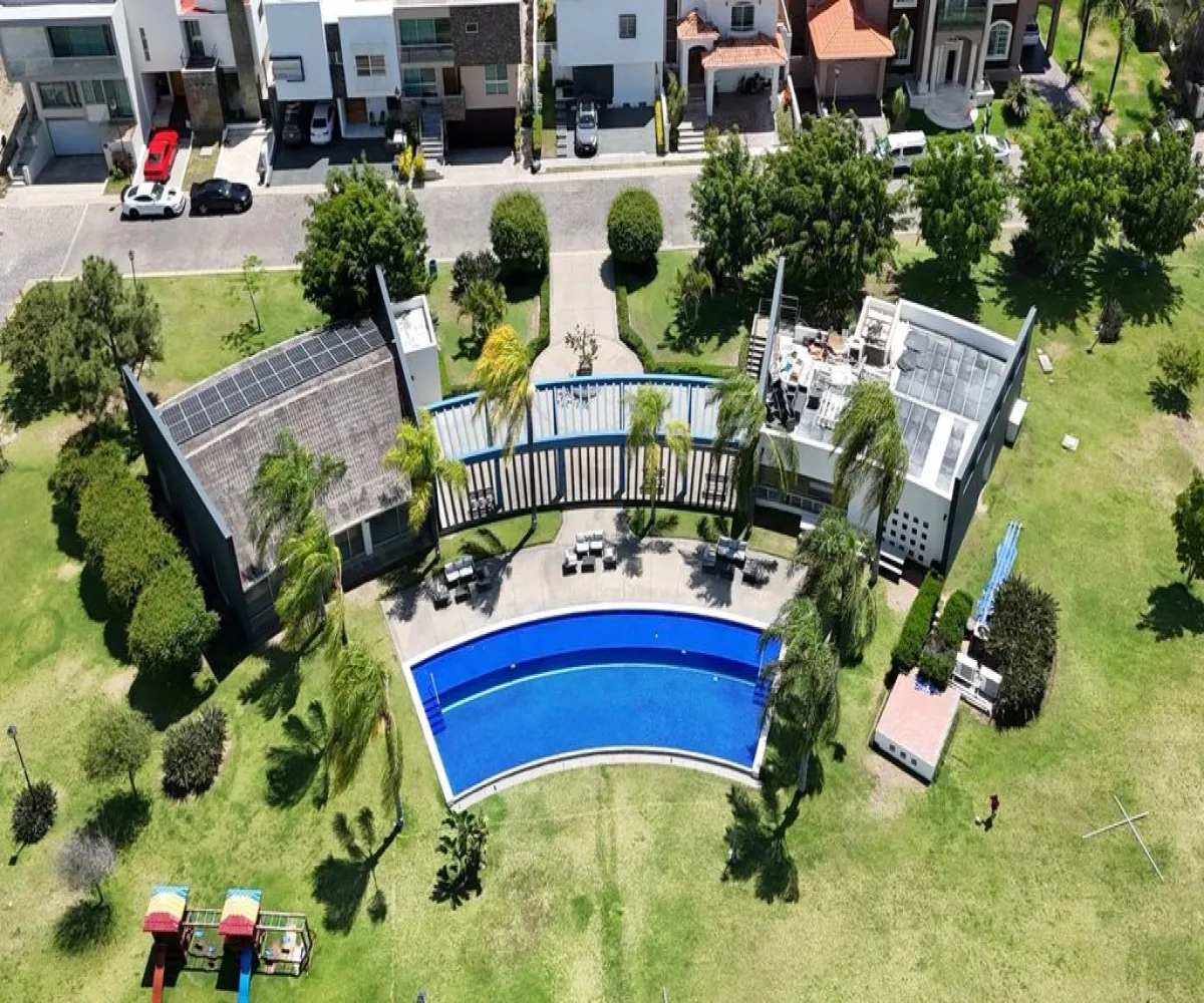 Casa En Renta,Casa Fuerte,Paseo el vigia S/N 72, Tlajomulco de Zúñiga, Jalisco 45645, 3 Habitaciones,5 Baños,Paseo el vigia,2,pUfqgJS