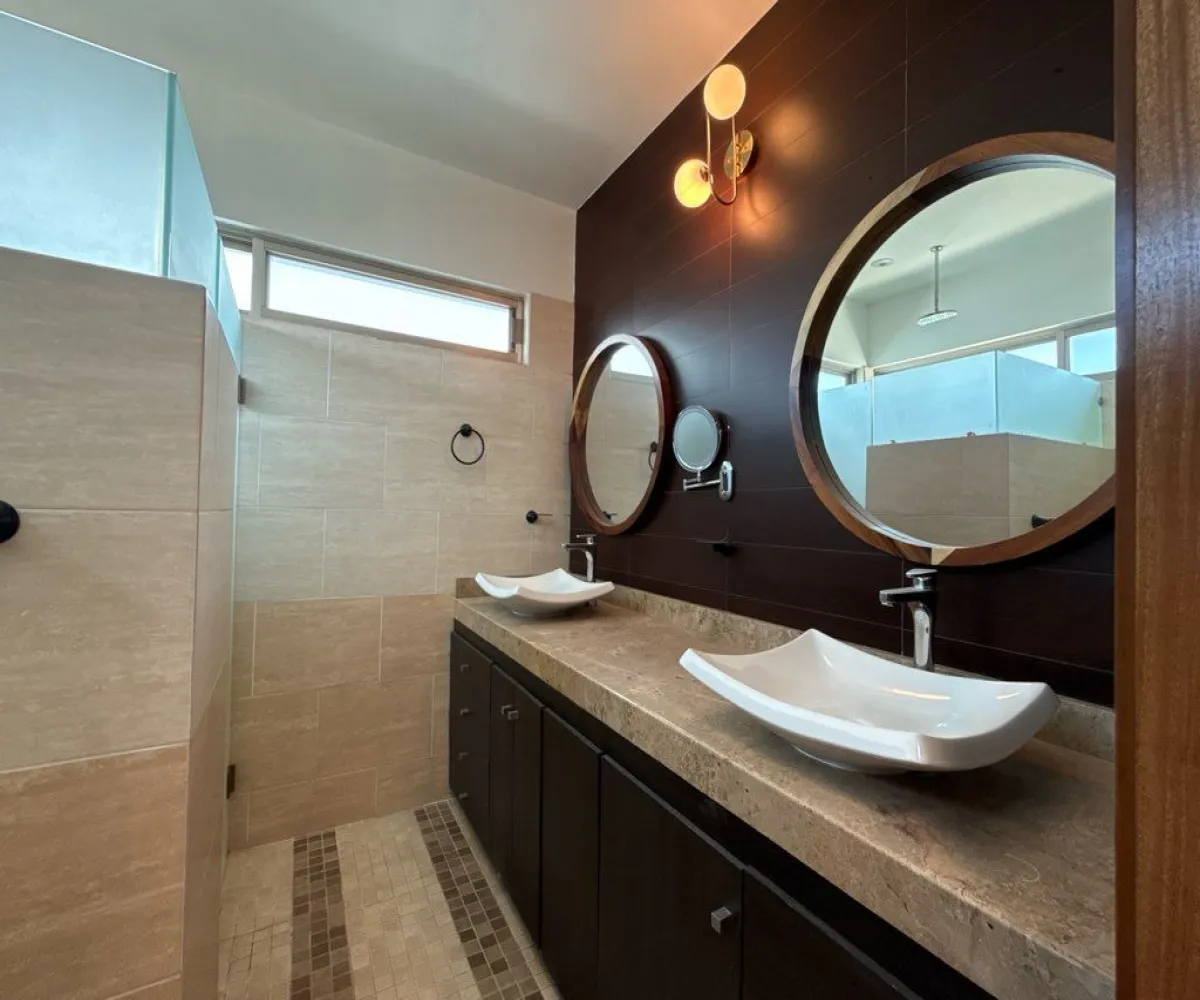 Casa En Renta,Casa Fuerte,Paseo el vigia S/N 72, Tlajomulco de Zúñiga, Jalisco 45645, 3 Habitaciones,5 Baños,Paseo el vigia,2,pUfqgJS