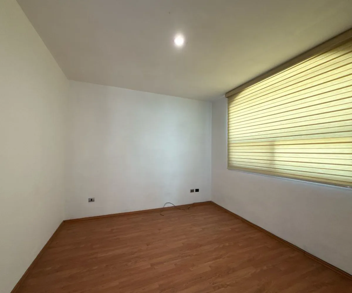 Casa En Renta,Casa Fuerte,Paseo el vigia S/N 72, Tlajomulco de Zúñiga, Jalisco 45645, 3 Habitaciones,5 Baños,Paseo el vigia,2,pUfqgJS