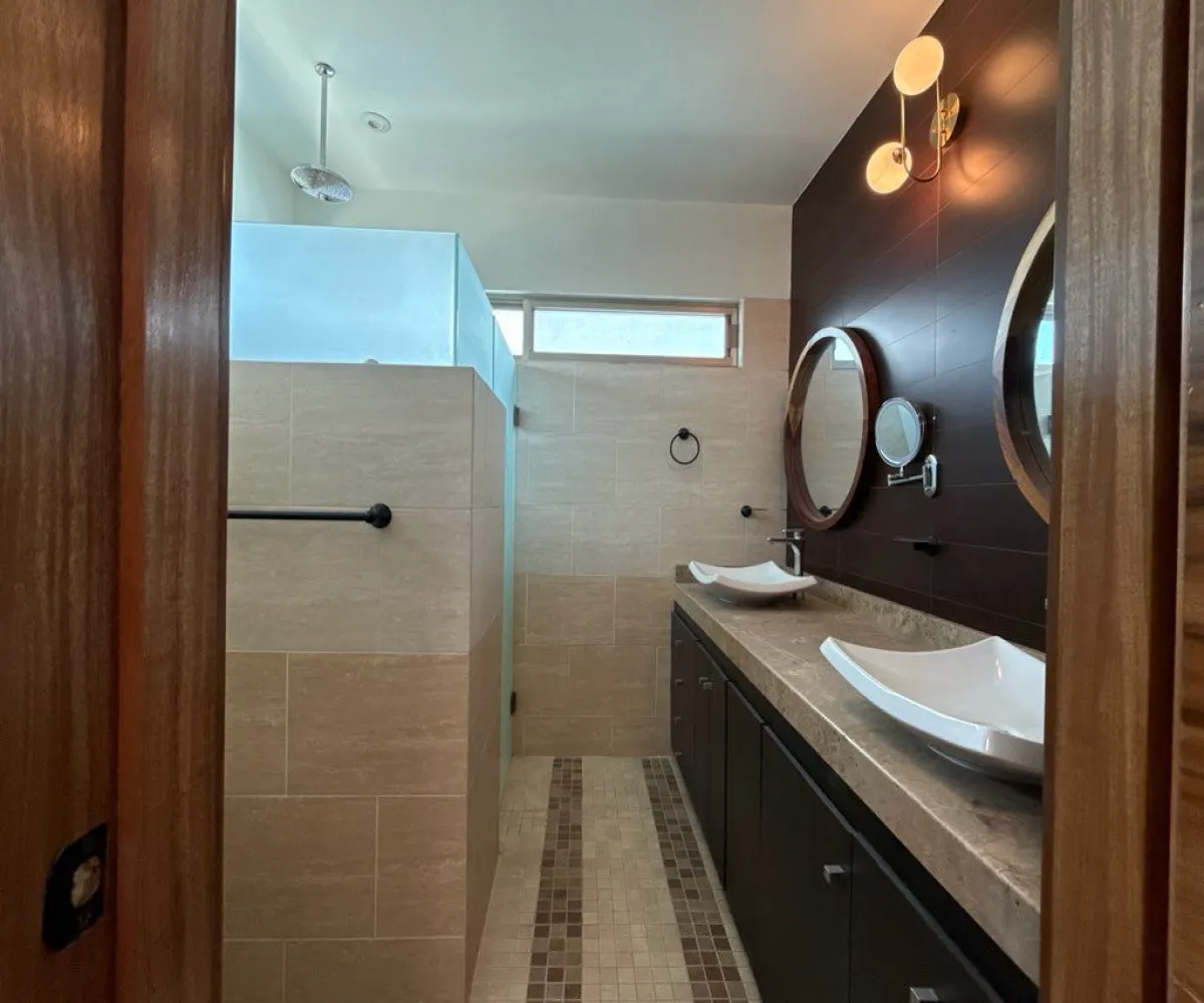 Casa En Renta,Casa Fuerte,Paseo el vigia S/N 72, Tlajomulco de Zúñiga, Jalisco 45645, 3 Habitaciones,5 Baños,Paseo el vigia,2,pUfqgJS