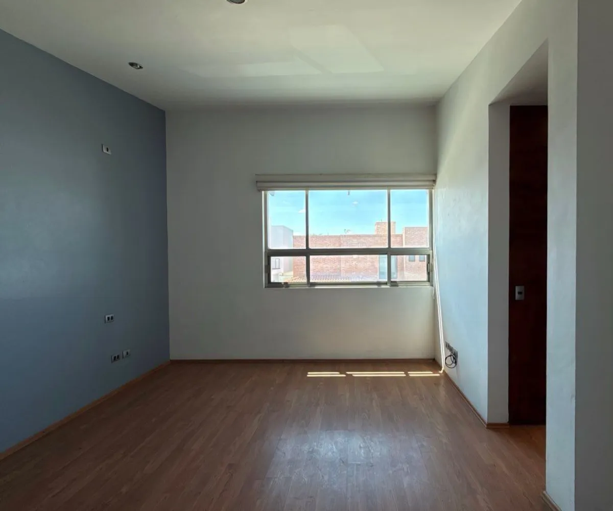 Casa En Renta,Casa Fuerte,Paseo el vigia S/N 72, Tlajomulco de Zúñiga, Jalisco 45645, 3 Habitaciones,5 Baños,Paseo el vigia,2,pUfqgJS