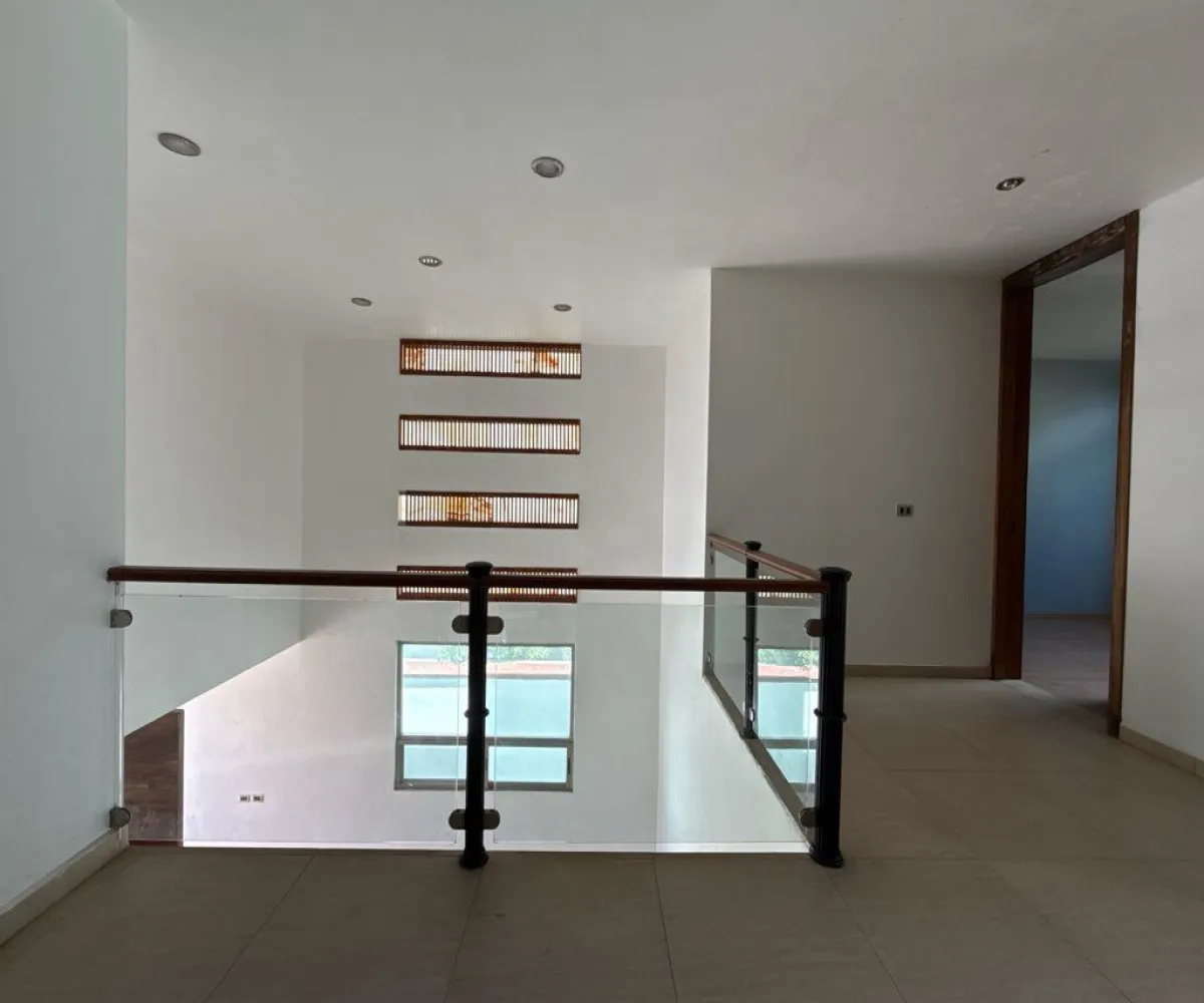 Casa En Renta,Casa Fuerte,Paseo el vigia S/N 72, Tlajomulco de Zúñiga, Jalisco 45645, 3 Habitaciones,5 Baños,Paseo el vigia,2,pUfqgJS