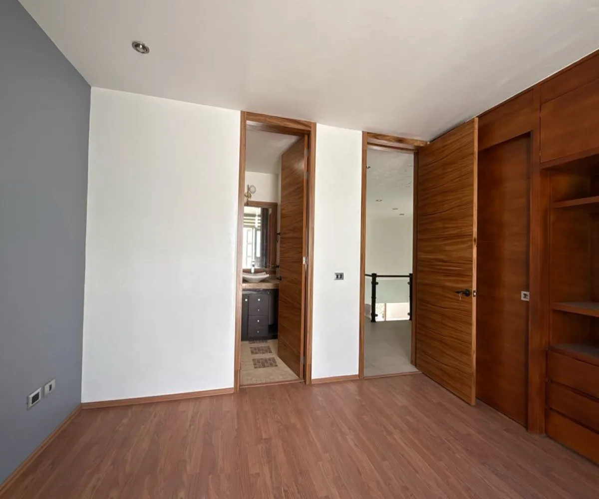 Casa En Renta,Casa Fuerte,Paseo el vigia S/N 72, Tlajomulco de Zúñiga, Jalisco 45645, 3 Habitaciones,5 Baños,Paseo el vigia,2,pUfqgJS