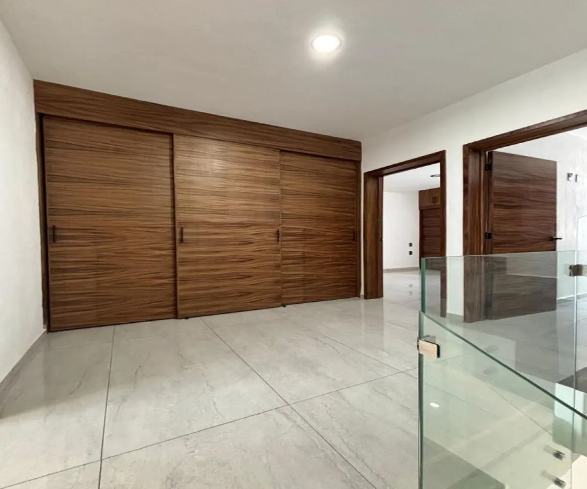 Casa En Venta,La Cima,Avenida de la Mancha 293, Zapopan, Jalisco 45134, 3 Habitaciones,5 Baños,Avenida de la Mancha,3,pbc6eKl