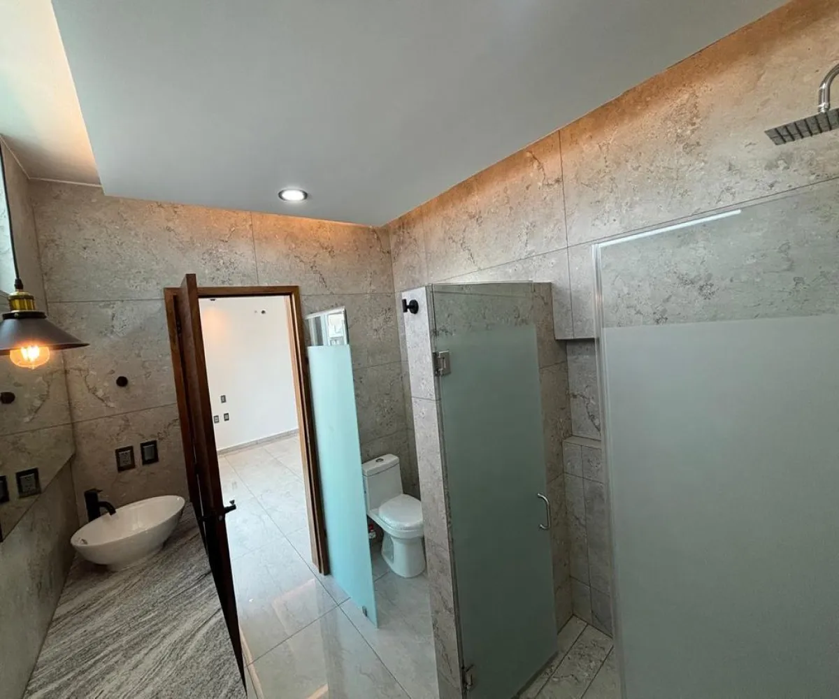 Casa En Venta,La Cima,Avenida de la Mancha 293, Zapopan, Jalisco 45134, 3 Habitaciones,5 Baños,Avenida de la Mancha,3,pbc6eKl