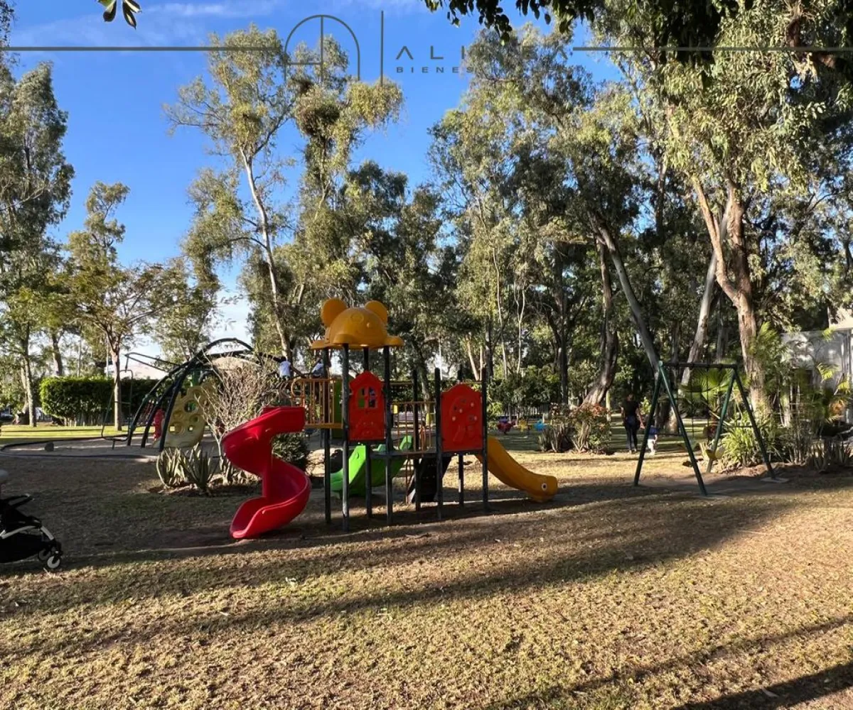 Casa En Venta,Jocotán,Avenida Inglaterra 7645, Zapopan, Jalisco 45017, 3 Habitaciones,3 Baños,Avenida Inglaterra,2,pHLOd4M