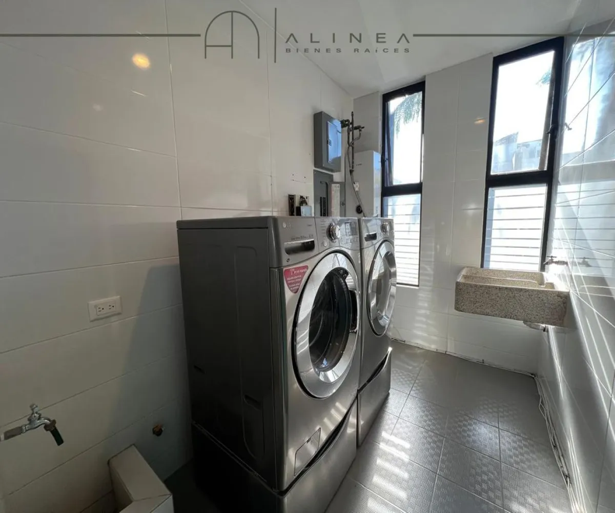 Casa En Venta,Jocotán,Avenida Inglaterra 7645, Zapopan, Jalisco 45017, 3 Habitaciones,3 Baños,Avenida Inglaterra,2,pHLOd4M