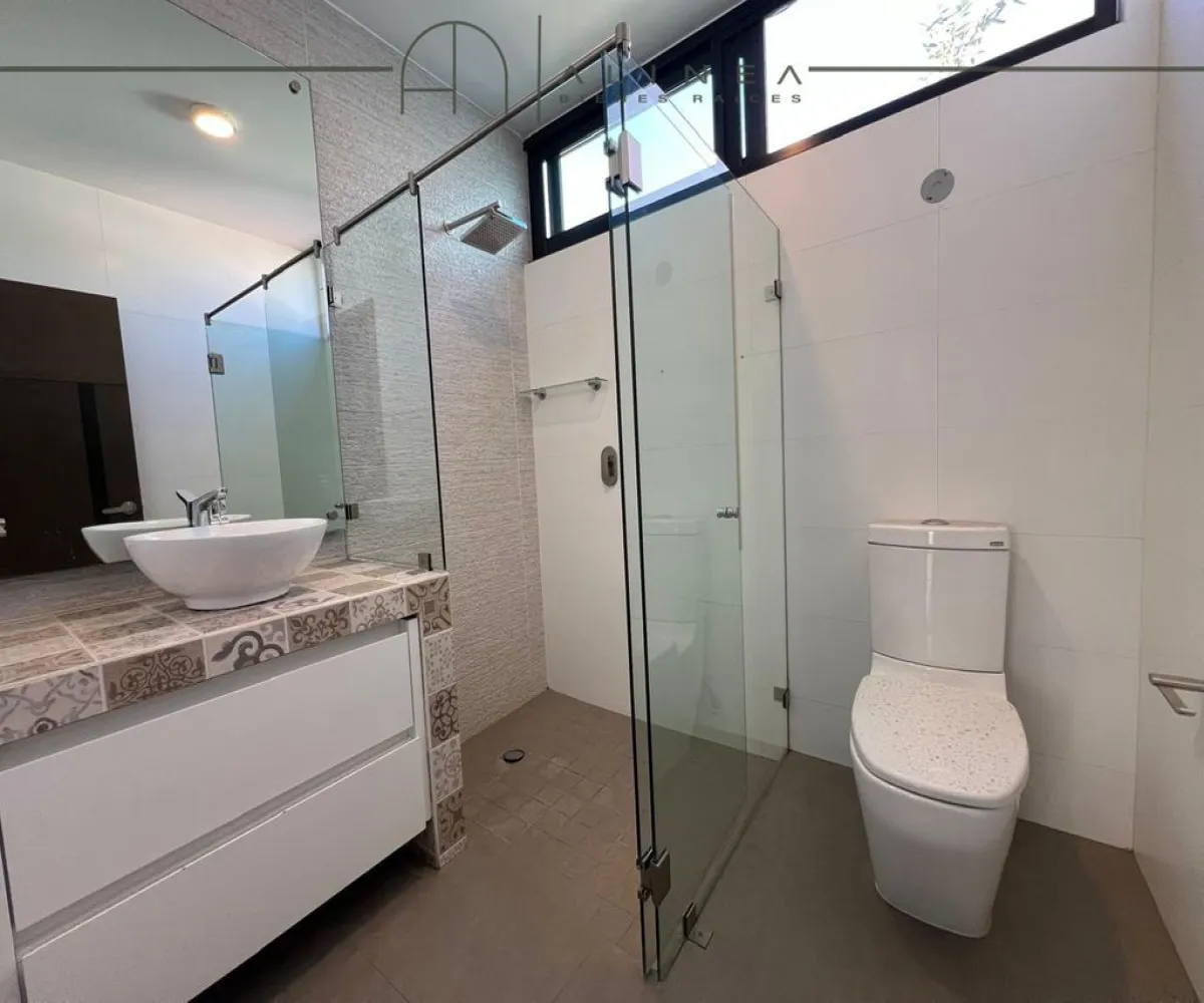 Casa En Venta,Jocotán,Avenida Inglaterra 7645, Zapopan, Jalisco 45017, 3 Habitaciones,3 Baños,Avenida Inglaterra,2,pHLOd4M