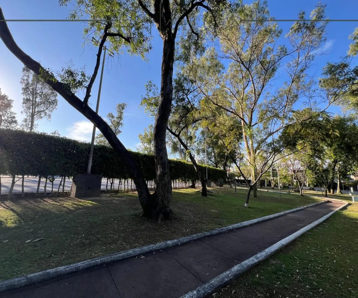 Casa En Venta,Jocotán,Avenida Inglaterra 7645, Zapopan, Jalisco 45017, 3 Habitaciones,3 Baños,Avenida Inglaterra,2,pHLOd4M