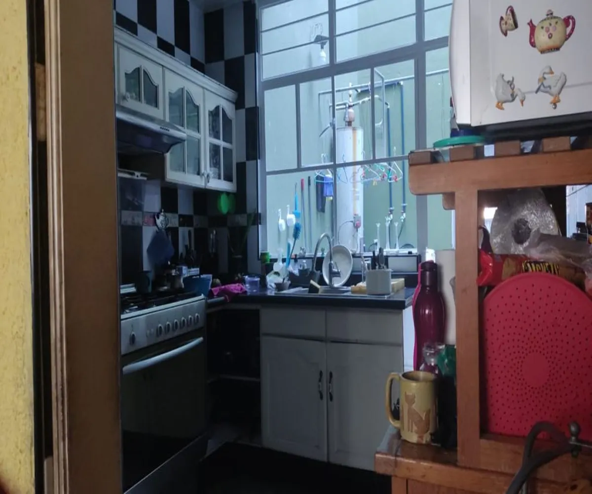 Casa En Venta,Colonia Belisario Domínguez,Calle Mesa Central 347, Guadalajara, Jalisco 44320, 6 Habitaciones,3 Baños,Calle Mesa Central,1,pXJ1u24