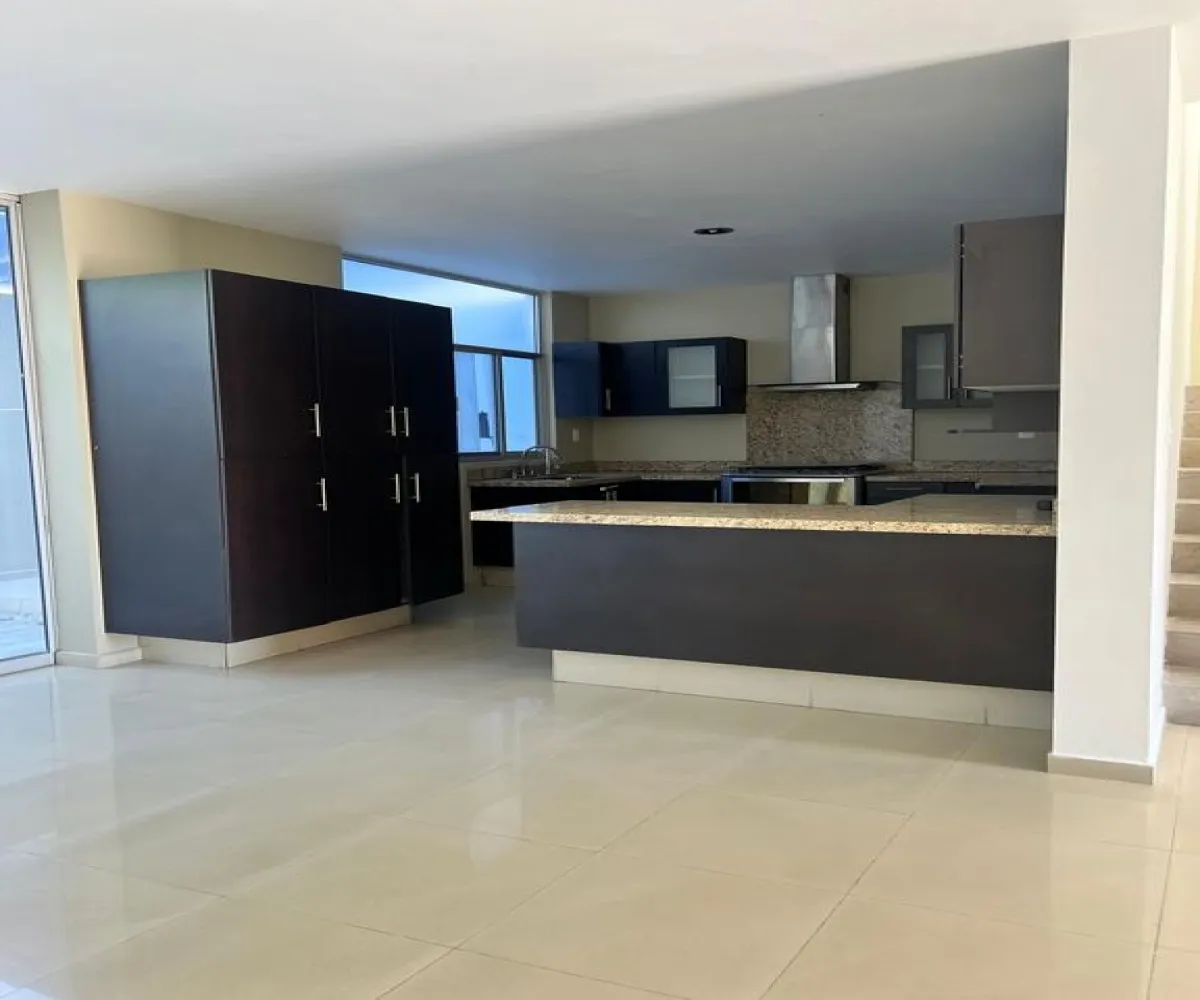 Casa En Renta,coto 1,Boulevard Santillana 11 25, Zapopan, Jalisco 45134, 3 Habitaciones,2 Baños,Boulevard Santillana,1,pvuKUAI