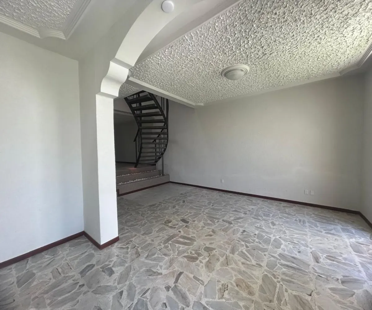 Casa En Renta,Lagos del Country,Avenida Patria 2477, Guadalajara, Jalisco 44210, 4 Habitaciones,3 Baños,Avenida Patria,1,prI50aS