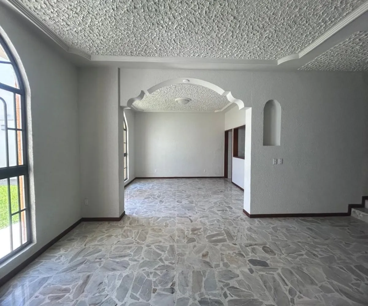 Casa En Renta,Lagos del Country,Avenida Patria 2477, Guadalajara, Jalisco 44210, 4 Habitaciones,3 Baños,Avenida Patria,1,prI50aS