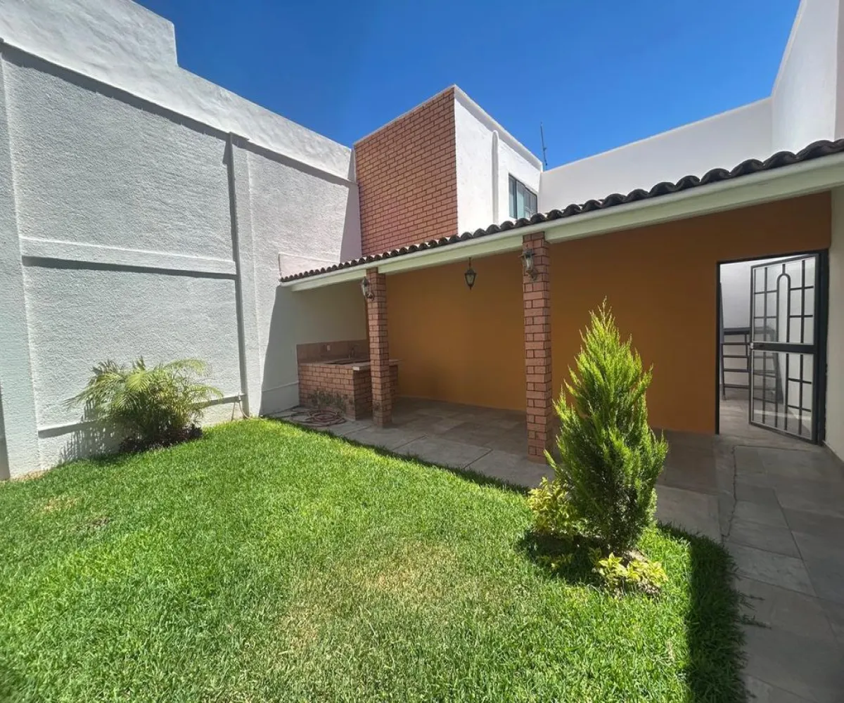 Casa En Renta,Lagos del Country,Avenida Patria 2477, Guadalajara, Jalisco 44210, 4 Habitaciones,3 Baños,Avenida Patria,1,prI50aS