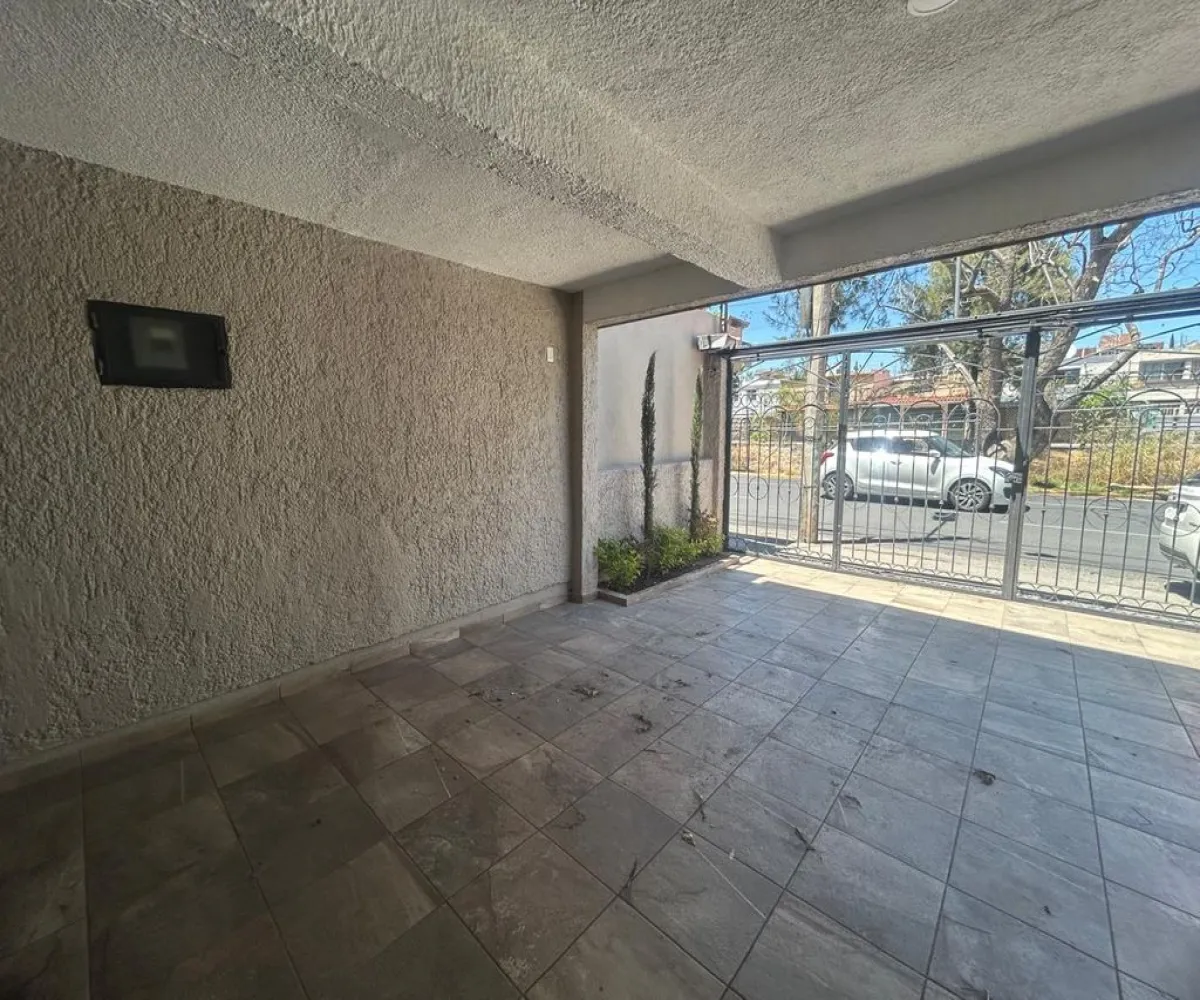 Casa En Renta,Lagos del Country,Avenida Patria 2477, Guadalajara, Jalisco 44210, 4 Habitaciones,3 Baños,Avenida Patria,1,prI50aS