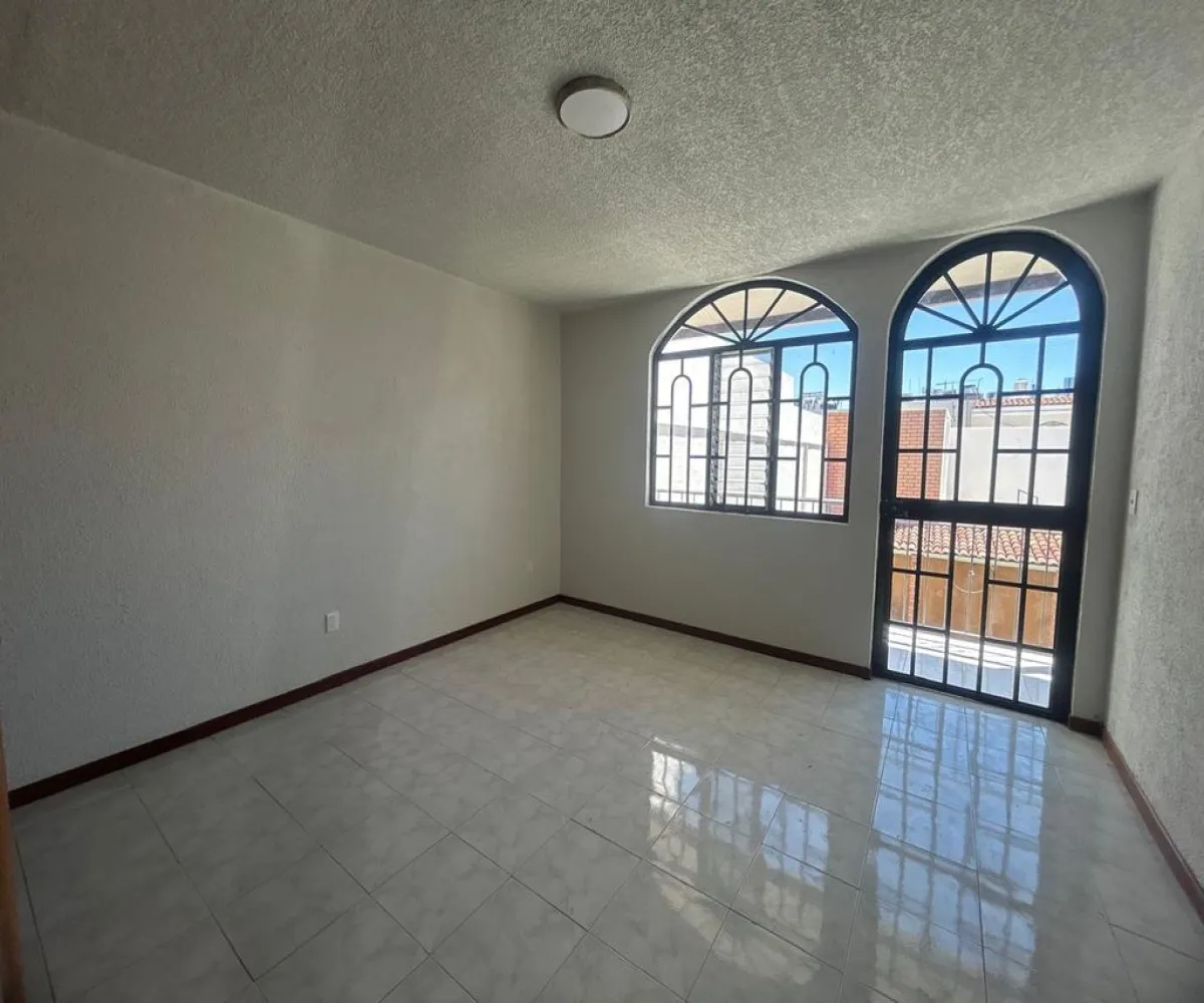 Casa En Renta,Lagos del Country,Avenida Patria 2477, Guadalajara, Jalisco 44210, 4 Habitaciones,3 Baños,Avenida Patria,1,prI50aS