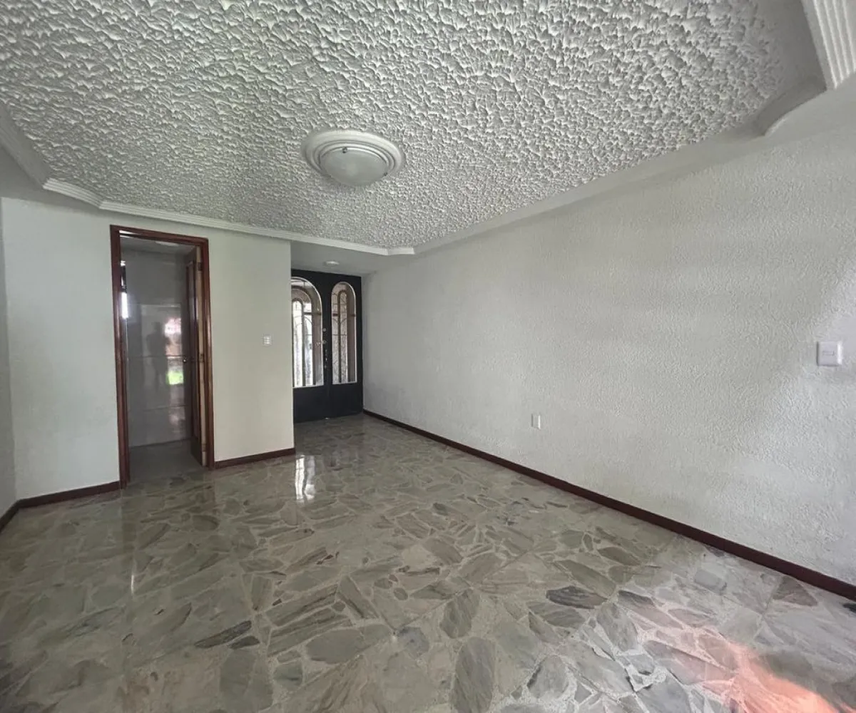 Casa En Renta,Lagos del Country,Avenida Patria 2477, Guadalajara, Jalisco 44210, 4 Habitaciones,3 Baños,Avenida Patria,1,prI50aS