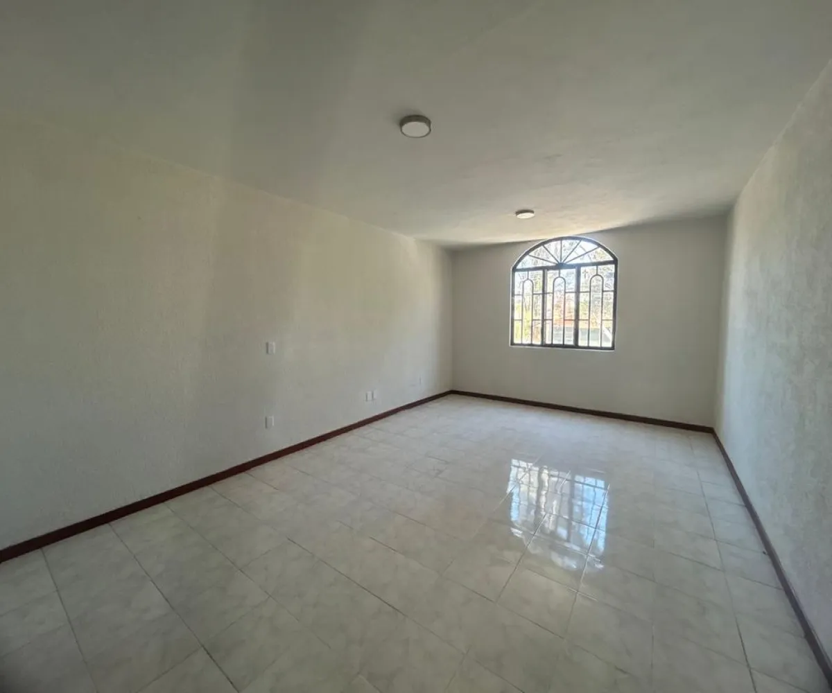 Casa En Renta,Lagos del Country,Avenida Patria 2477, Guadalajara, Jalisco 44210, 4 Habitaciones,3 Baños,Avenida Patria,1,prI50aS