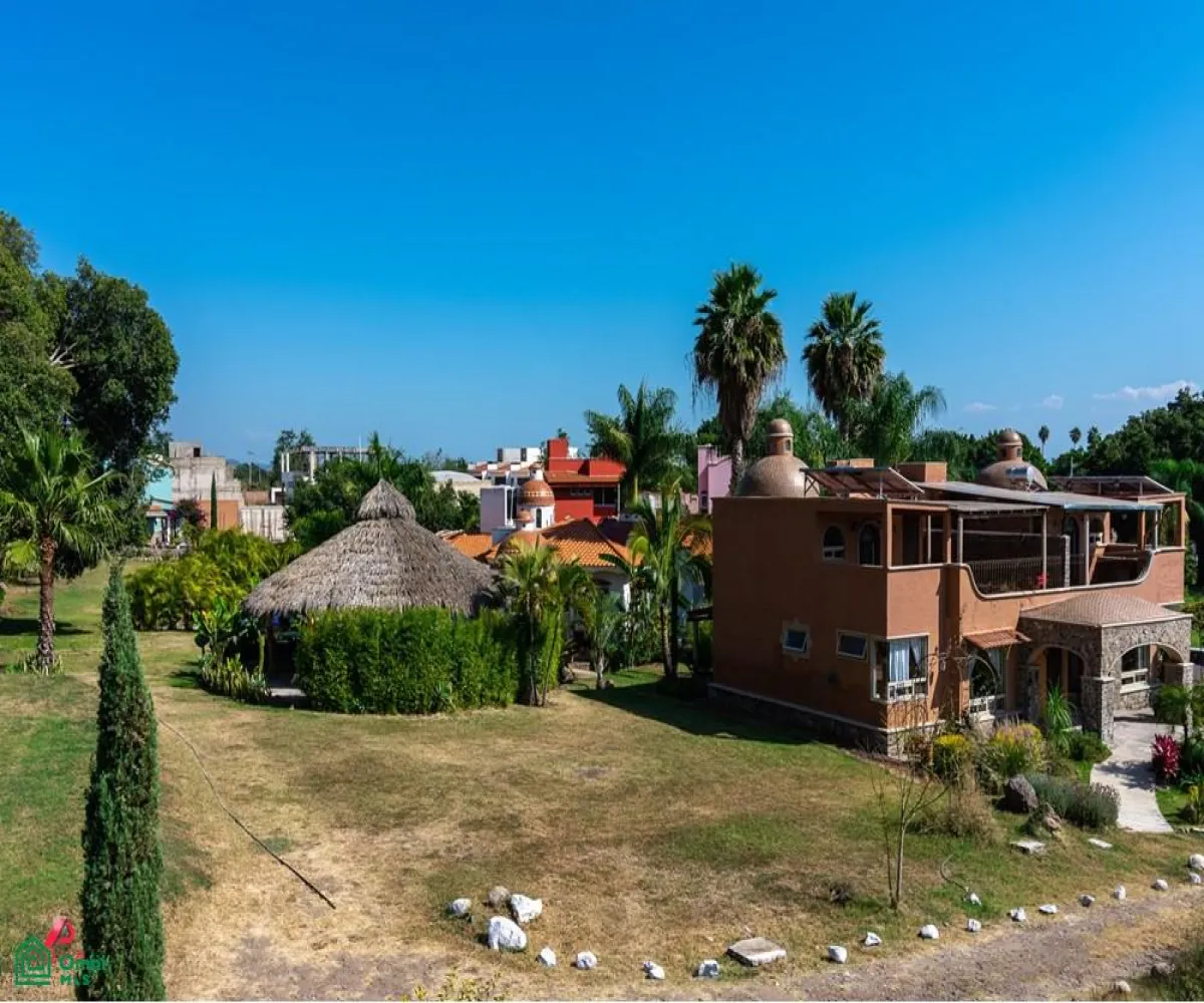 Casa En Venta,Ajijic,carretera chapala jocotepec #1300, Chapala, Jalisco 45820, 3 Habitaciones,3 Baños,carretera chapala jocotepec,MX23545350