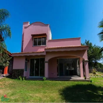 Casa En Venta,Ajijic,carretera chapala jocotepec #1300, Chapala, Jalisco 45820, 3 Habitaciones,3 Baños,carretera chapala jocotepec,MX23545350