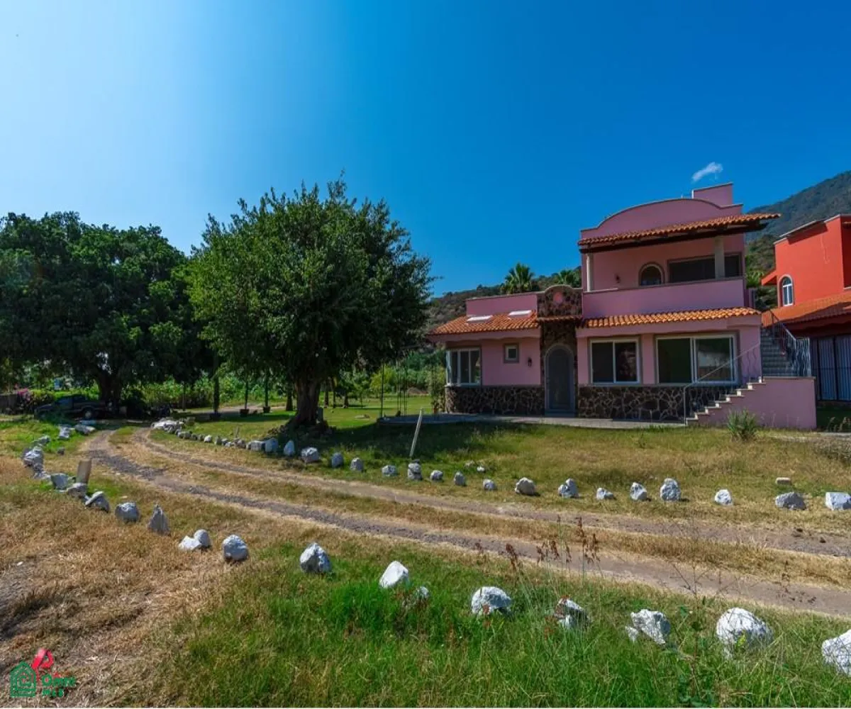 Casa En Venta,Ajijic,carretera chapala jocotepec #1300, Chapala, Jalisco 45820, 3 Habitaciones,3 Baños,carretera chapala jocotepec,MX23545350