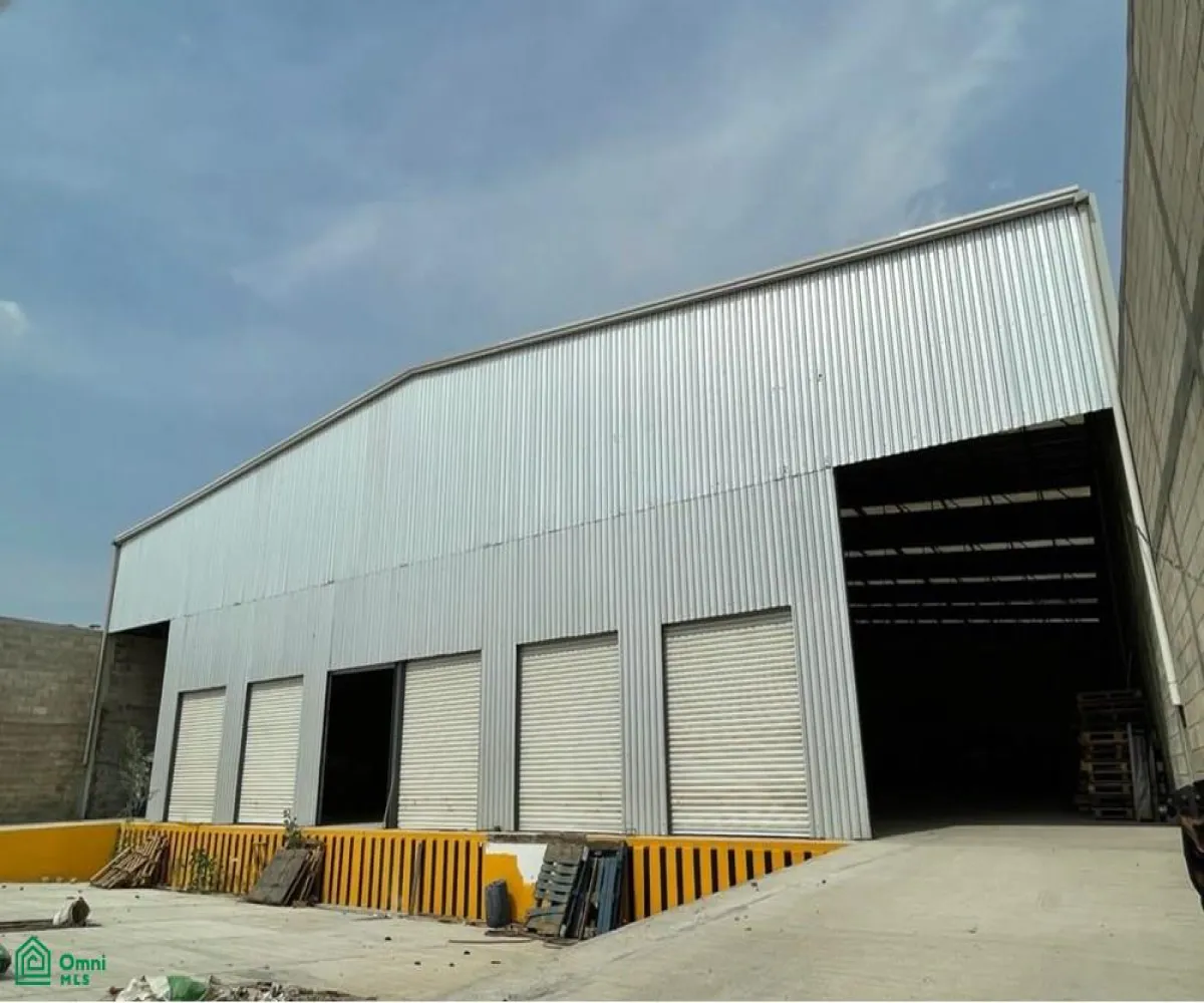 Edificio En Renta,Santa Cruz Del Valle,Prolongación Lázaro Cárdenas 170, Tlajomulco de Zuniga, Jalisco 45640,Prolongación Lázaro Cárdenas,MX24701970