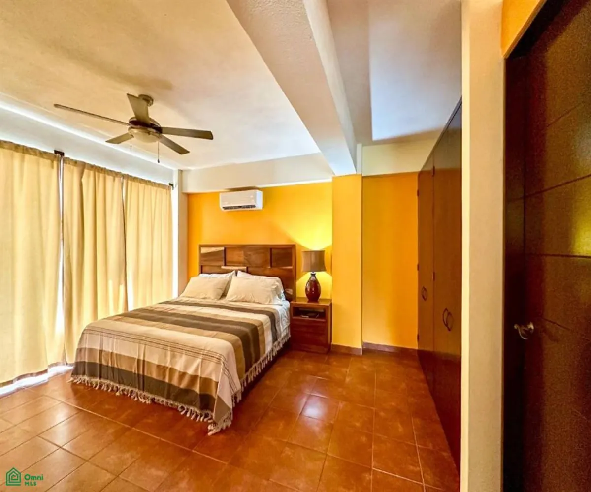 Departamento En Venta,5 de Diciembre,Andador Jamaica 1075, Puerto Vallarta, Jalisco 48350, 2 Habitaciones,2 Baños,Andador Jamaica,MX251073758