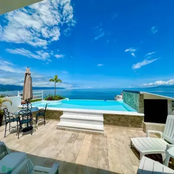 Departamento En Venta,5 de Diciembre,Andador Jamaica 1075, Puerto Vallarta, Jalisco 48350, 2 Habitaciones,2 Baños,Andador Jamaica,MX251073758