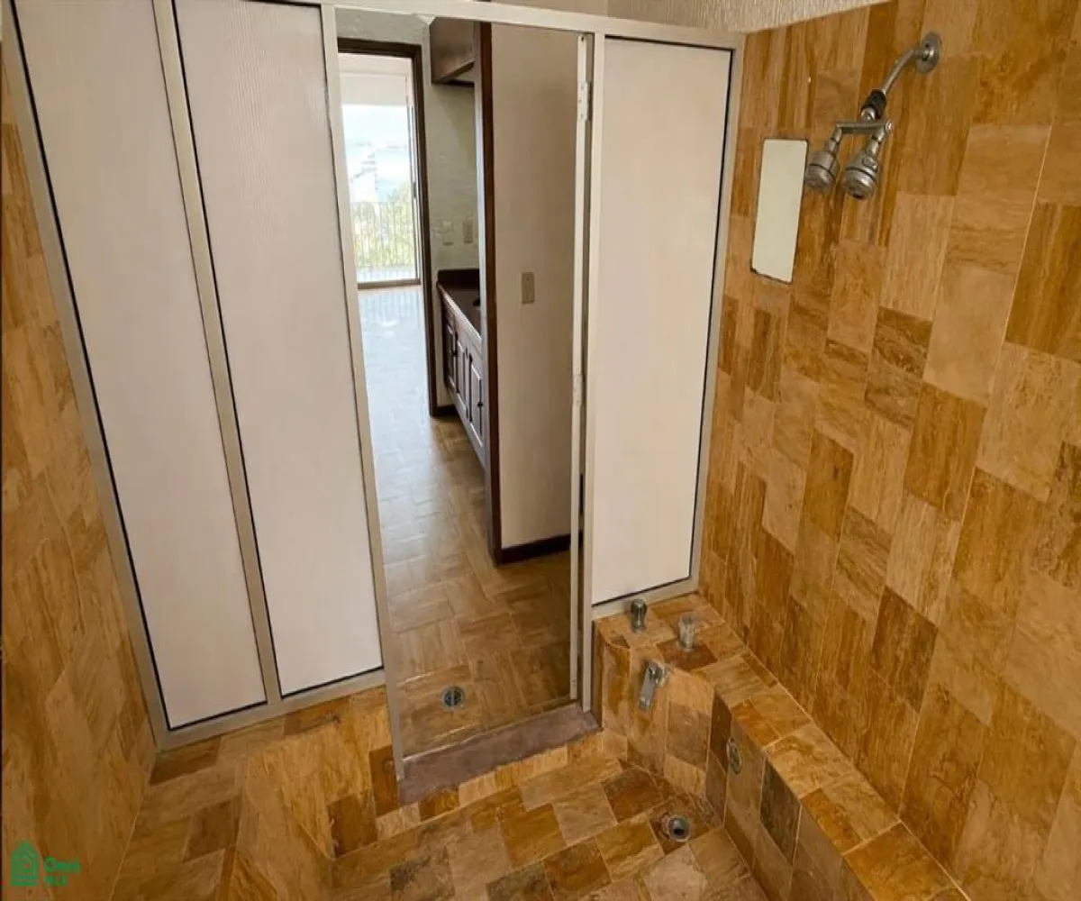 Departamento En Venta,Conchas Chinas,Rinconada de las Madreperla 105, Puerto Vallarta, Jalisco 48399, 2 Habitaciones,2 Baños,Rinconada de las Madreperla,MX251081886