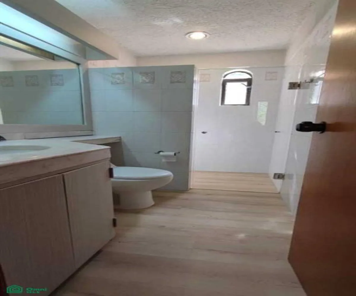 Casa En Venta,Bosques de San Isidro (Las Cañadas),retorno de los tules 10, Zapopan, Jalisco 45133, 3 Habitaciones,3 Baños,retorno de los tules,2,MX251098139