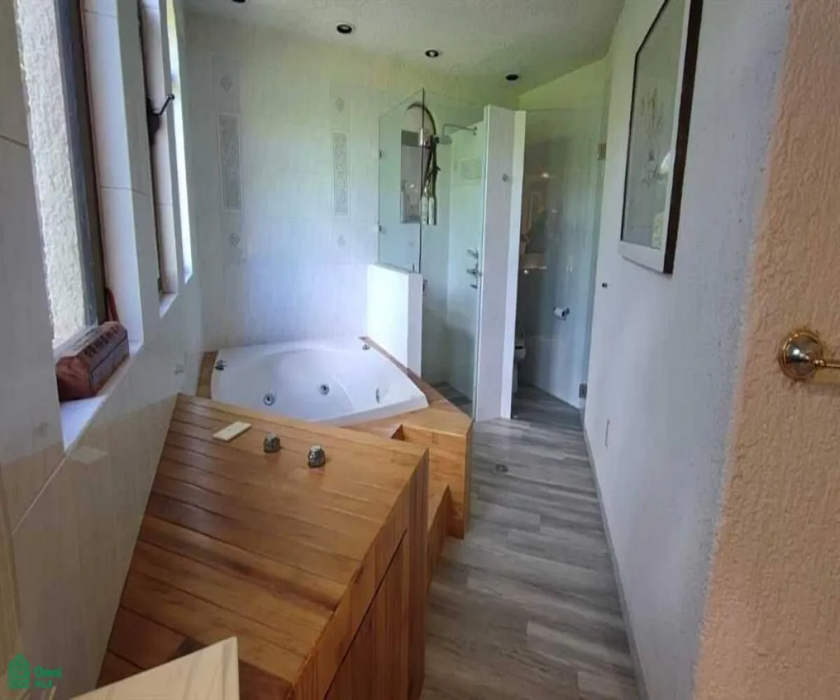 Casa En Venta,Bosques de San Isidro (Las Cañadas),retorno de los tules 10, Zapopan, Jalisco 45133, 3 Habitaciones,3 Baños,retorno de los tules,2,MX251098139