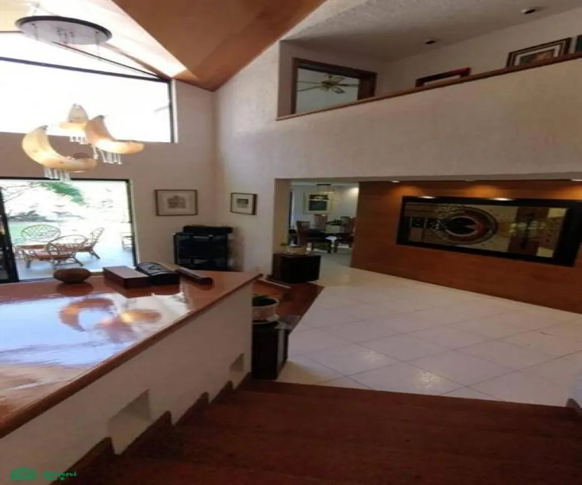 Casa En Venta,Bosques de San Isidro (Las Cañadas),retorno de los tules 10, Zapopan, Jalisco 45133, 3 Habitaciones,3 Baños,retorno de los tules,2,MX251098139