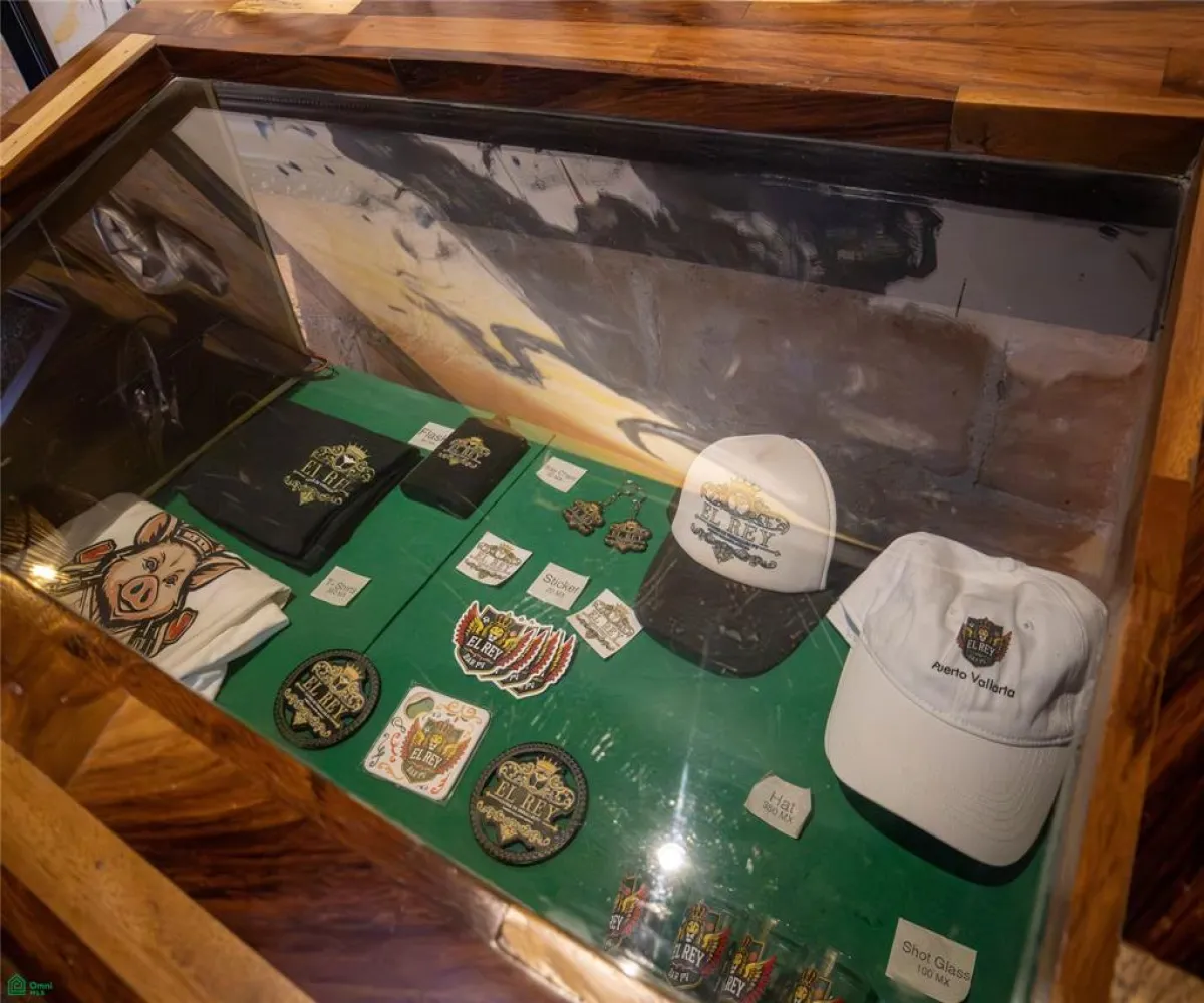 Local En Venta,Viena 200, Puerto Vallarta, Jalisco 48310,Viena,MX26004328M