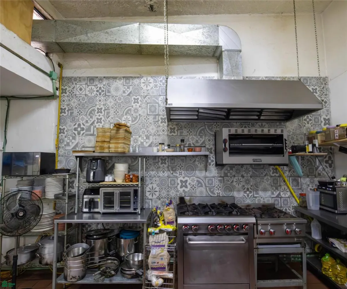 Local En Venta,Viena 200, Puerto Vallarta, Jalisco 48310,Viena,MX26004328M