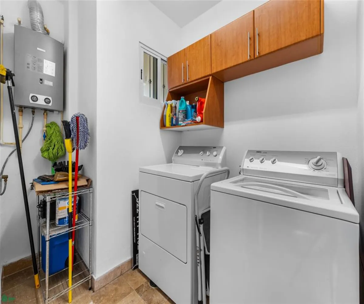 Departamento En Venta,El Cerro,Privada Allende 584, Puerto Vallarta, Jalisco 48304, 2 Habitaciones,2 Baños,Privada Allende,MX26004399M