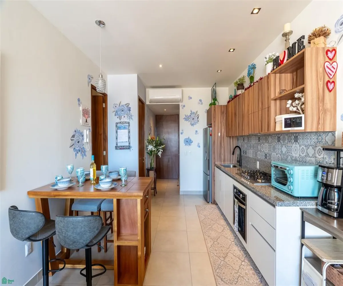 Departamento En Venta,Versalles,Palm Springs 117, Puerto Vallarta, Jalisco 48310, 2 Habitaciones,2 Baños,Palm Springs,MX26004435M