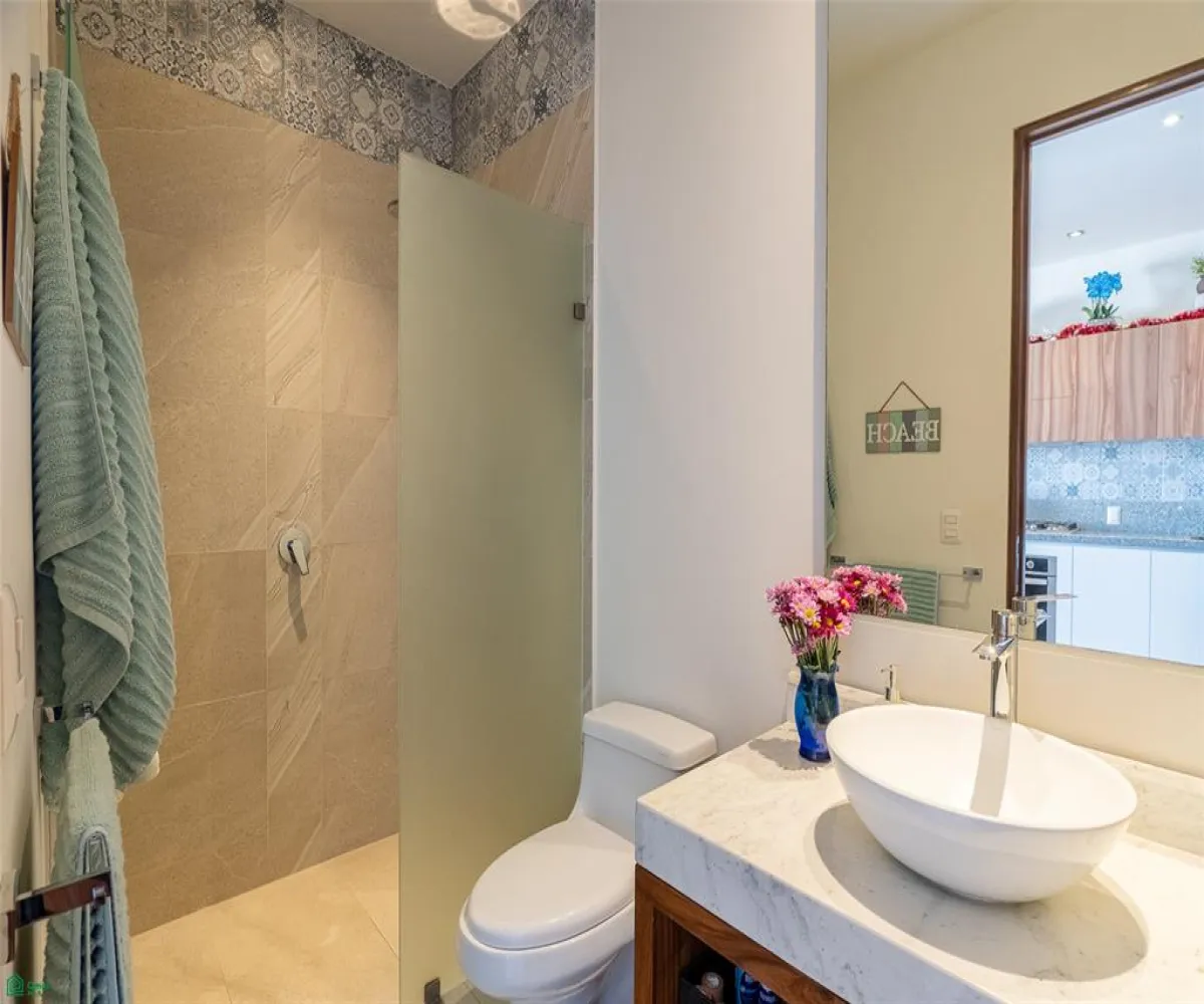 Departamento En Venta,Versalles,Palm Springs 117, Puerto Vallarta, Jalisco 48310, 2 Habitaciones,2 Baños,Palm Springs,MX26004435M