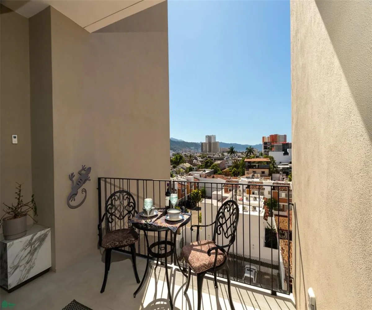 Departamento En Venta,Versalles,Palm Springs 117, Puerto Vallarta, Jalisco 48310, 2 Habitaciones,2 Baños,Palm Springs,MX26004435M