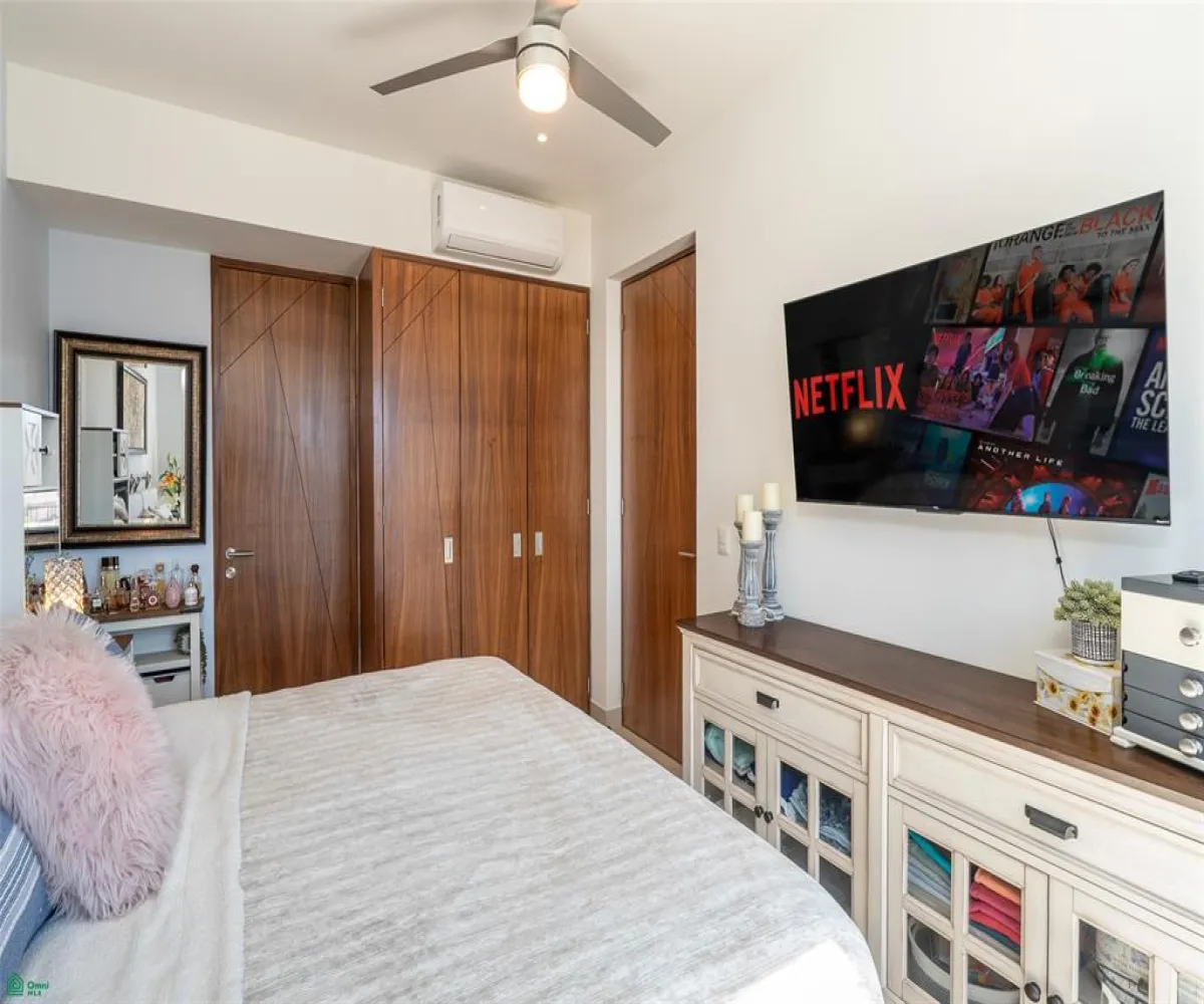 Departamento En Venta,Versalles,Palm Springs 117, Puerto Vallarta, Jalisco 48310, 2 Habitaciones,2 Baños,Palm Springs,MX26004435M