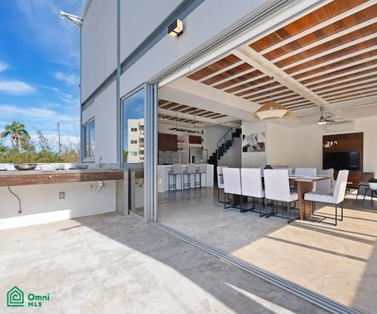 Departamento En Venta,Cerro,Calle Allende 605, Puerto Vallarta, Jalisco 48350, 3 Habitaciones,3 Baños,Calle Allende,MX26004436M