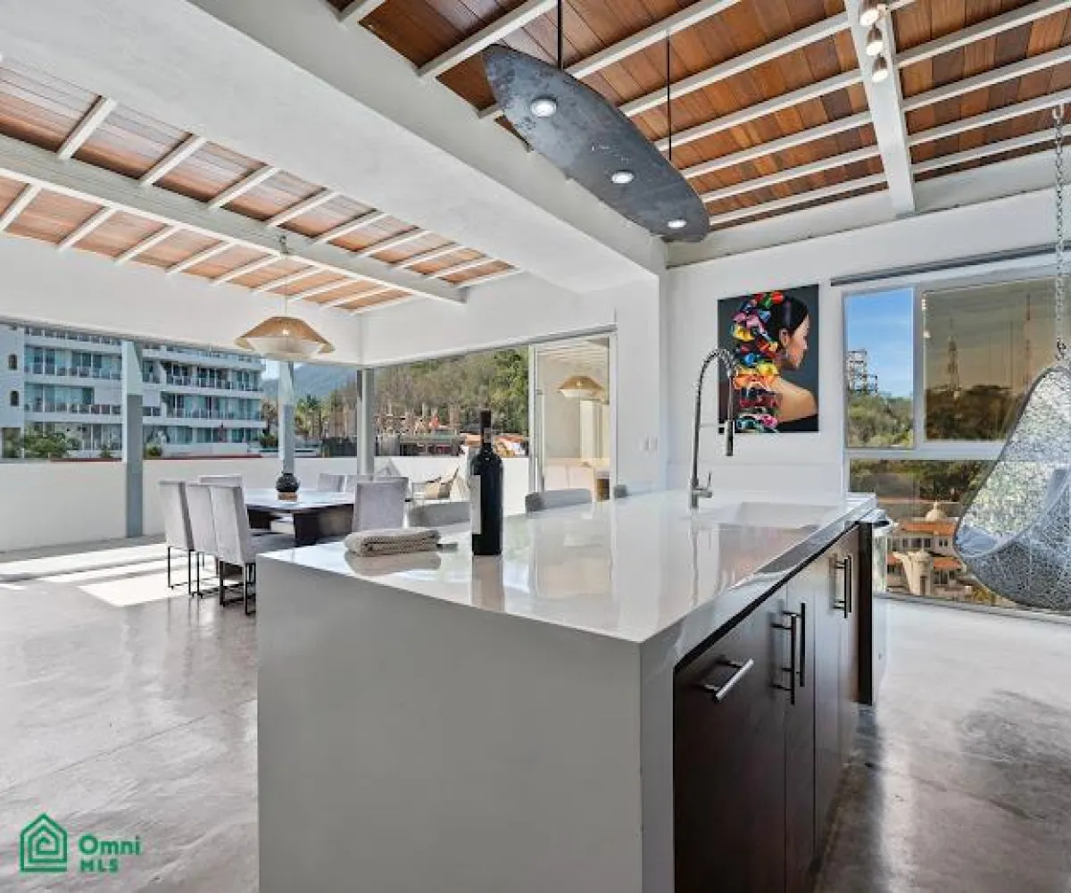 Departamento En Venta,Cerro,Calle Allende 605, Puerto Vallarta, Jalisco 48350, 3 Habitaciones,3 Baños,Calle Allende,MX26004436M