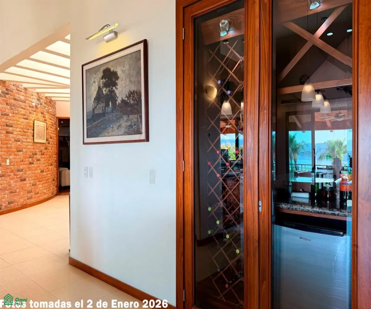 Casa En Venta,Chula Vista Norte,Av. La Paz 5, Chapala, Jalisco 45922, 4 Habitaciones,5 Baños,Av. La Paz,MX26005558M