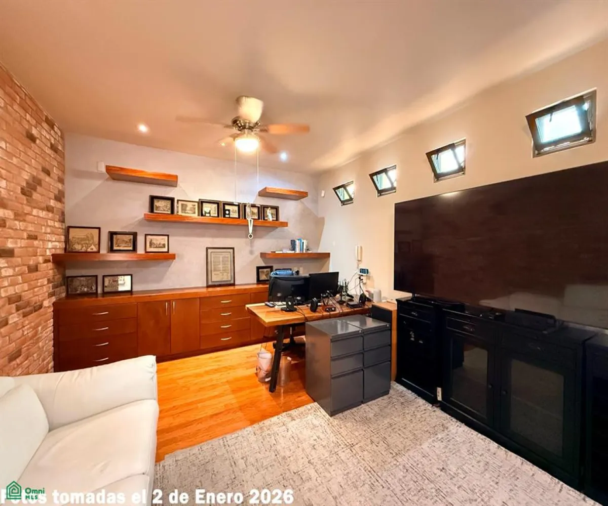 Casa En Venta,Chula Vista Norte,Av. La Paz 5, Chapala, Jalisco 45922, 4 Habitaciones,5 Baños,Av. La Paz,MX26005558M