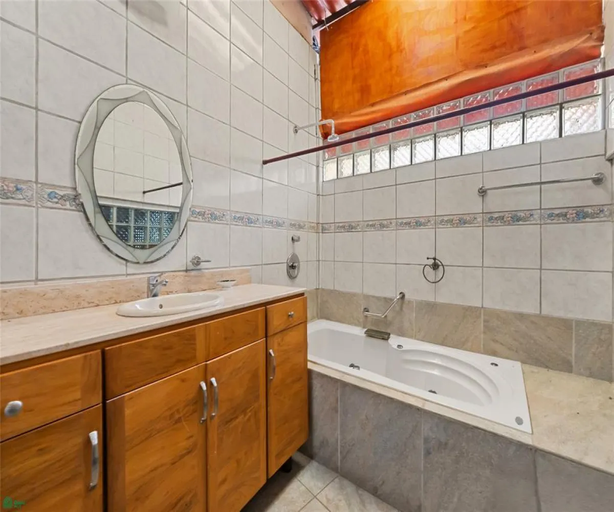 Casa En Venta,Altavista,Jacarandas 597, Puerto Vallarta, Jalisco 48380, 4 Habitaciones,2 Baños,Jacarandas,MX26005585M