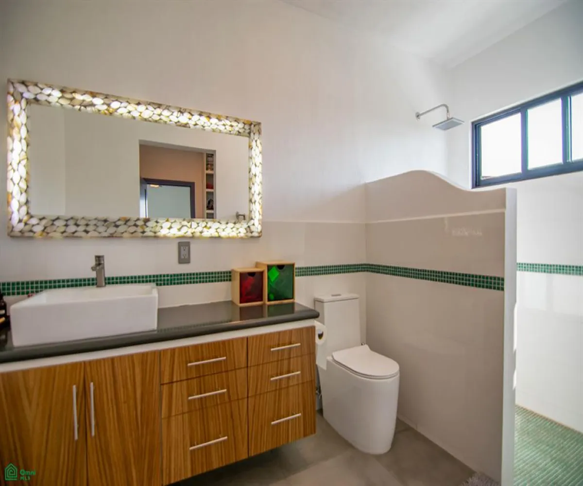 Departamento En Venta,San Nicolás de Ibarra,Glorieta 113, Chapala, Jalisco 45940, 3 Habitaciones,2 Baños,Glorieta,1,MX26005751M