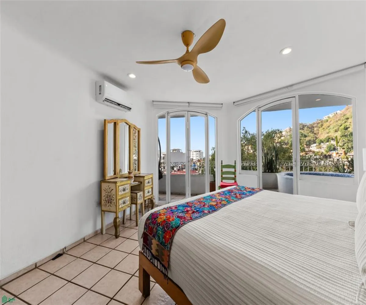 Departamento En Venta,Emiliano Zapata,Basilio Badillo 511, Puerto Vallarta, Jalisco 48380, 2 Habitaciones,2 Baños,Basilio Badillo,MX26005756M