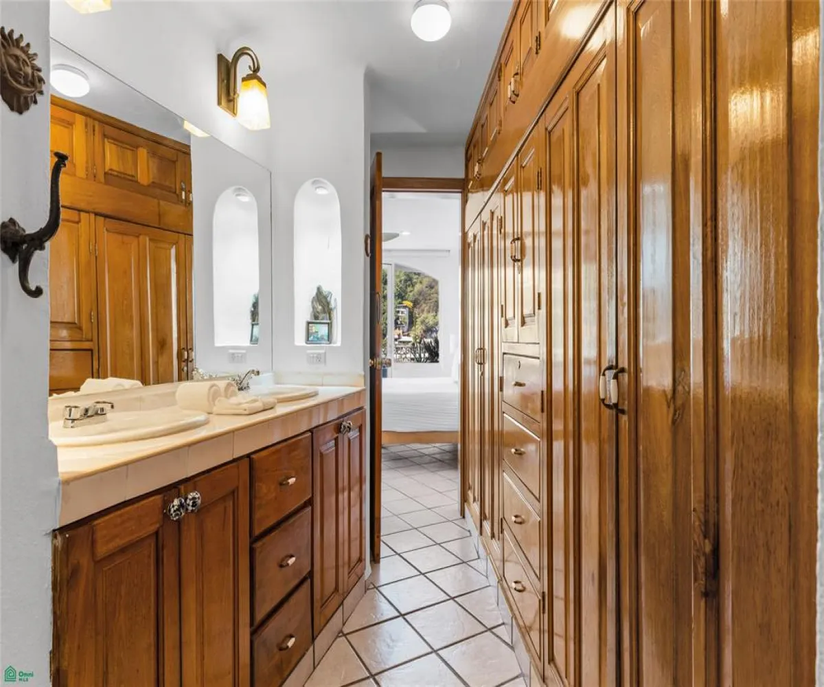 Departamento En Venta,Emiliano Zapata,Basilio Badillo 511, Puerto Vallarta, Jalisco 48380, 2 Habitaciones,2 Baños,Basilio Badillo,MX26005756M