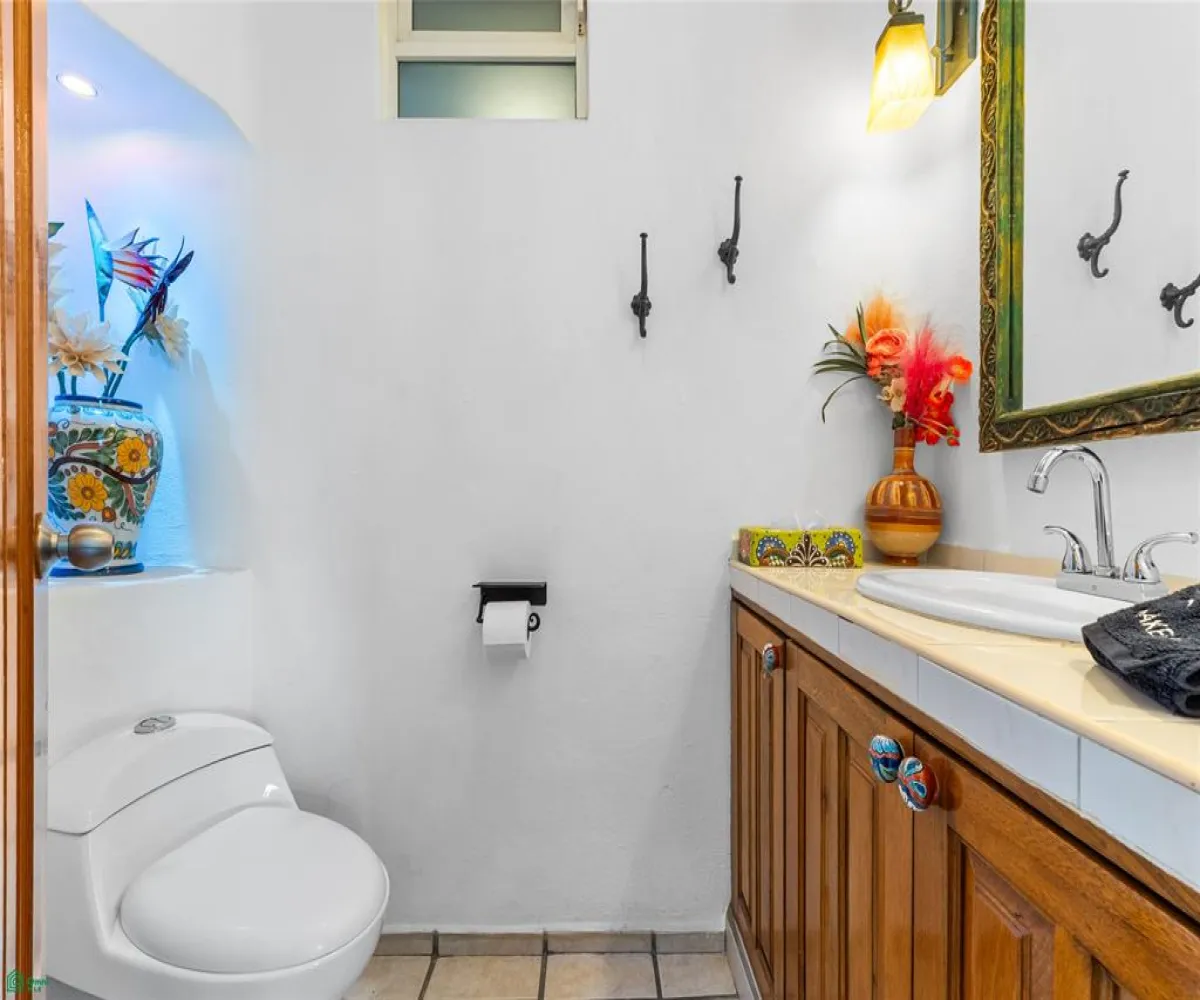 Departamento En Venta,Emiliano Zapata,Basilio Badillo 511, Puerto Vallarta, Jalisco 48380, 2 Habitaciones,2 Baños,Basilio Badillo,MX26005756M