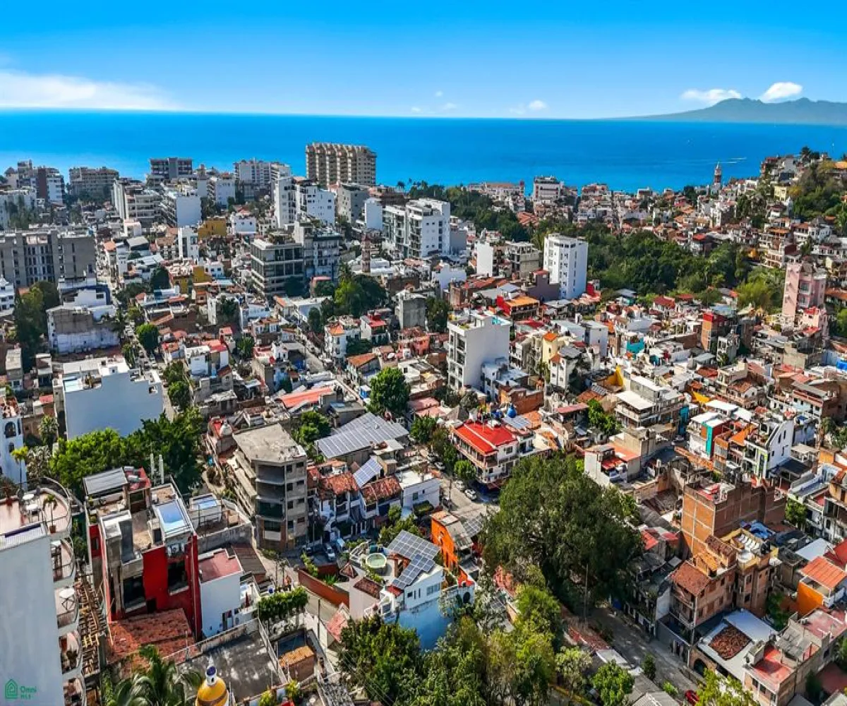 Departamento En Venta,Emiliano Zapata,Basilio Badillo 511, Puerto Vallarta, Jalisco 48380, 2 Habitaciones,2 Baños,Basilio Badillo,MX26005756M