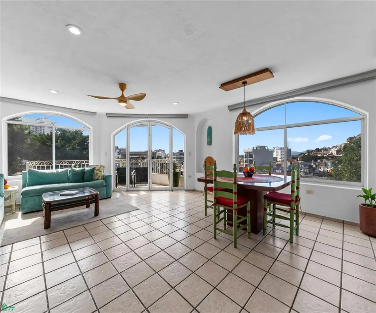 Departamento En Venta,Emiliano Zapata,Basilio Badillo 511, Puerto Vallarta, Jalisco 48380, 2 Habitaciones,2 Baños,Basilio Badillo,MX26005756M